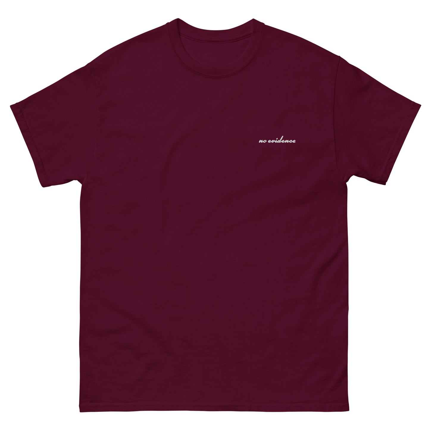 Classic simple tee embroidered